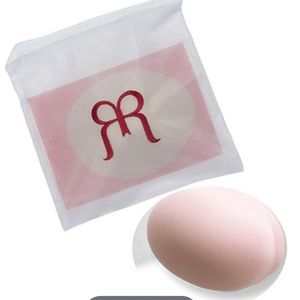 Ruby Ribbon black petals